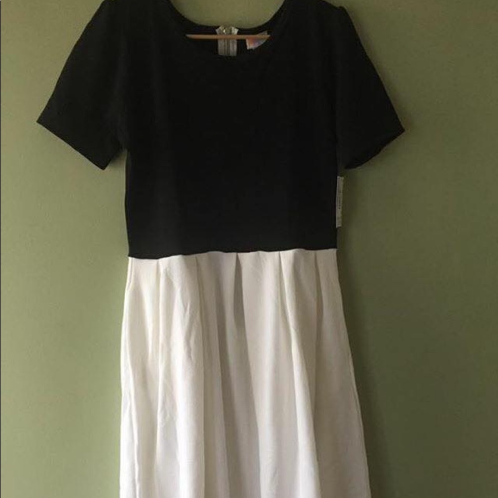 Lularoe Amelia dress